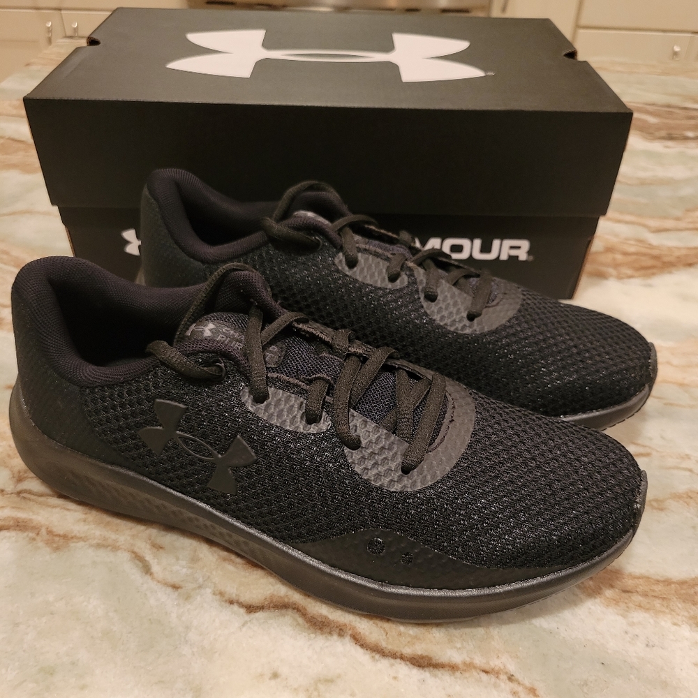 Under Armour Charged Pursuit 3, Men's size 8, NWT